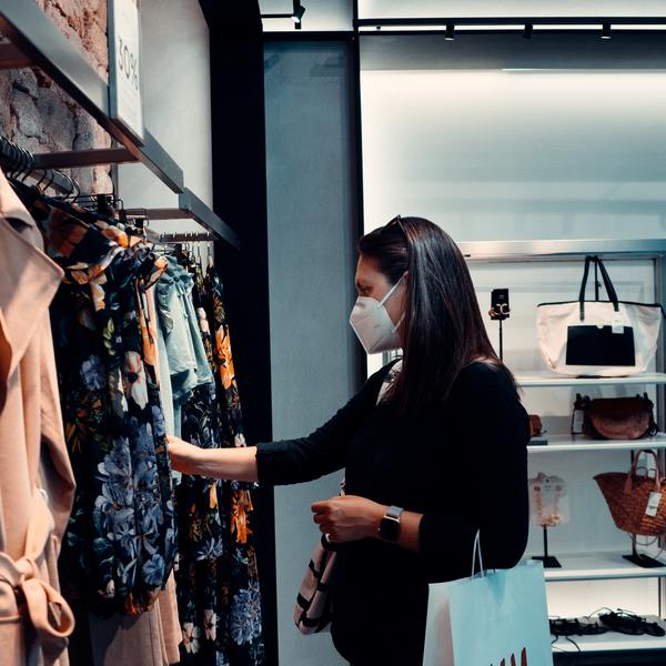 With many businesses creating plans for returning to normality, considering what opportunities and challenges lay around the corner will help you create a competitive edge. Read our latest article to find out what pop-up shops might look like post covid. 