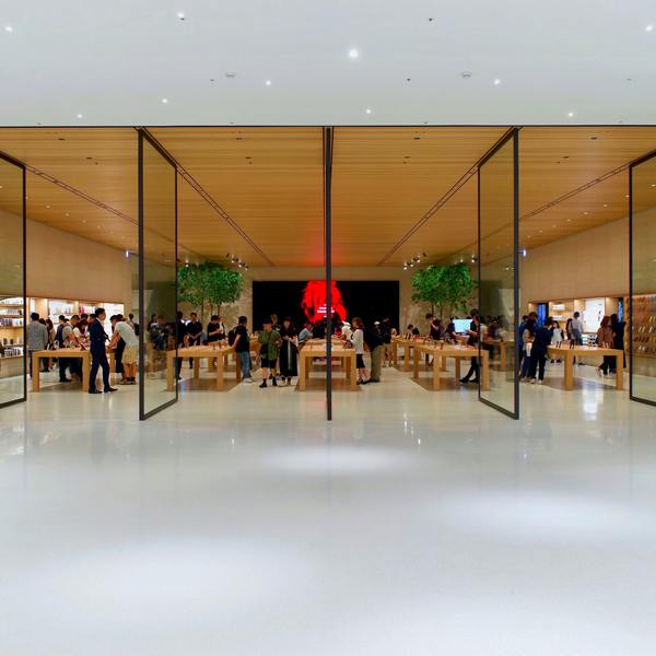 In recent years we have seen many emerging trends in the retail space. Although there has certainly been a focus on the shift of physical retail to e-commerce, the retail space itself has also found itself adapting rapidly to adjust to new market forces. 
