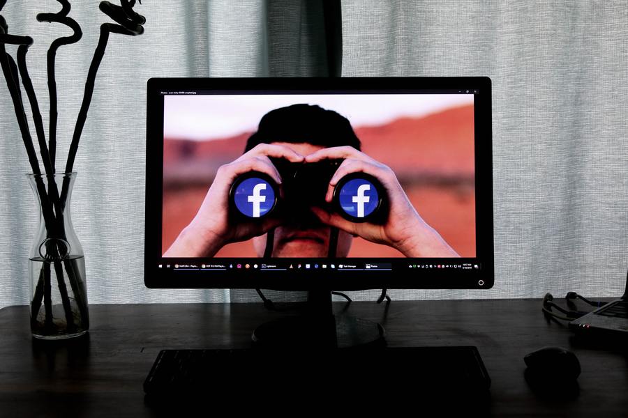 Facebook, now Meta, is looking for new opportunities - Image credits: unsplash.com/@glencarrie